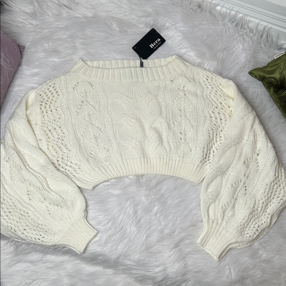 Hera Collection Women's Cream Cable Knit Cropped Sweater